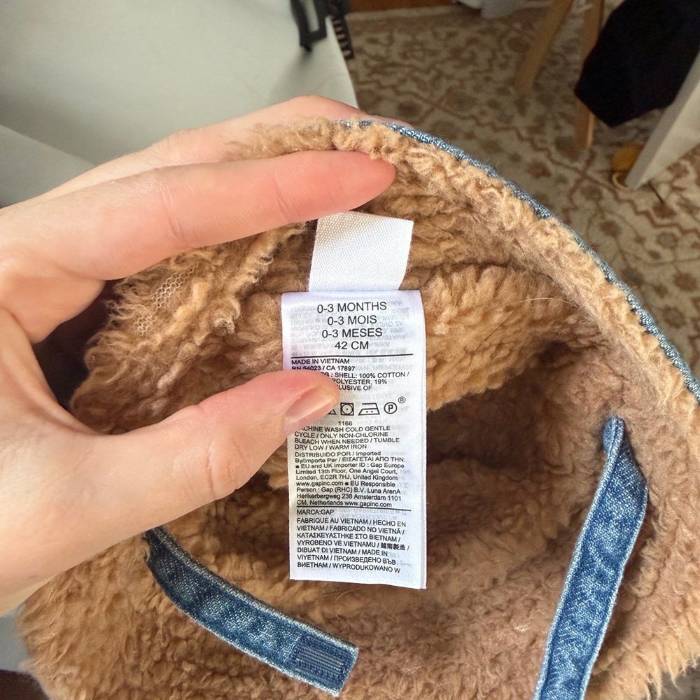 BABY GAP hat - Picture 7 of 12